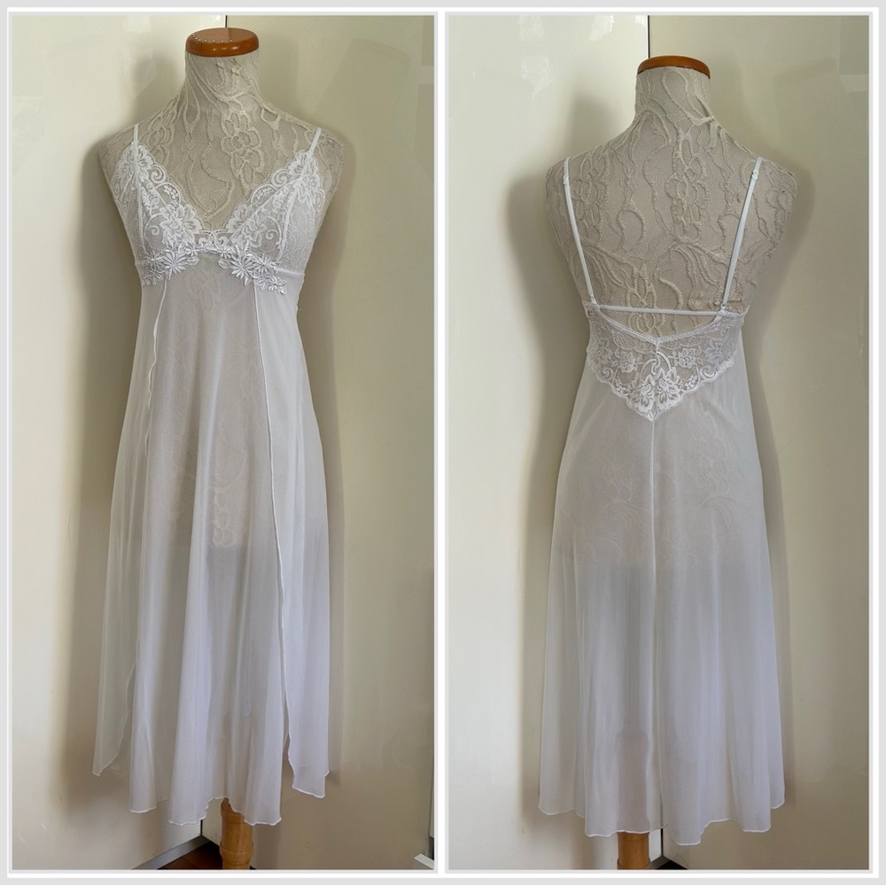 La Vie En Rose Long Lace and Mesh Nightie sz S